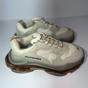 Barely Used- TRIPLE S CLEAR SOLE SNEAKER Women's size 10 US / 41 EU